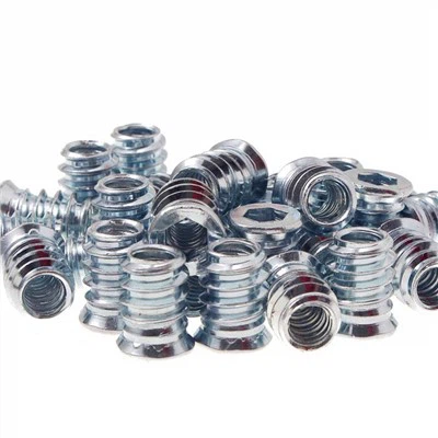 HOLZEINSATZ FÜR MÖBEL